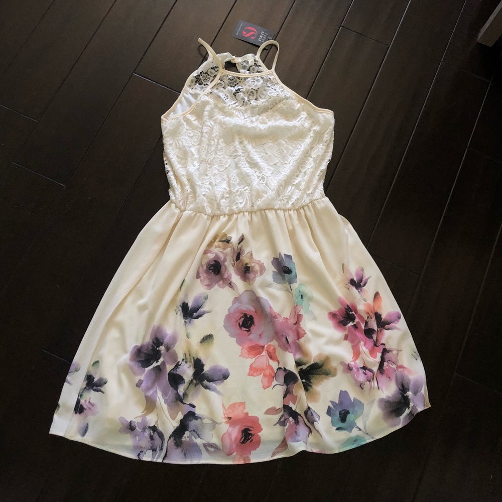 Curvy Sense Floral Dress